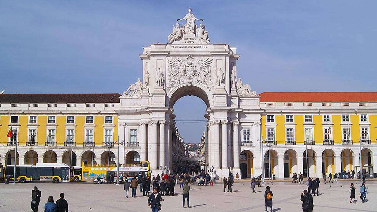 Arco da Rua Augusta (Rua Augusta Arch)
